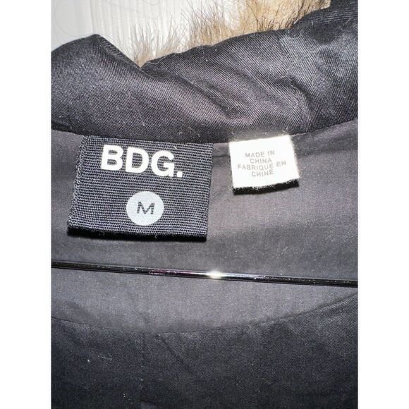 Urban Outfitters BDG Black Winter Utility Coat With Faux Fur Trimmed Hood Size M - Picture 11 of 13
